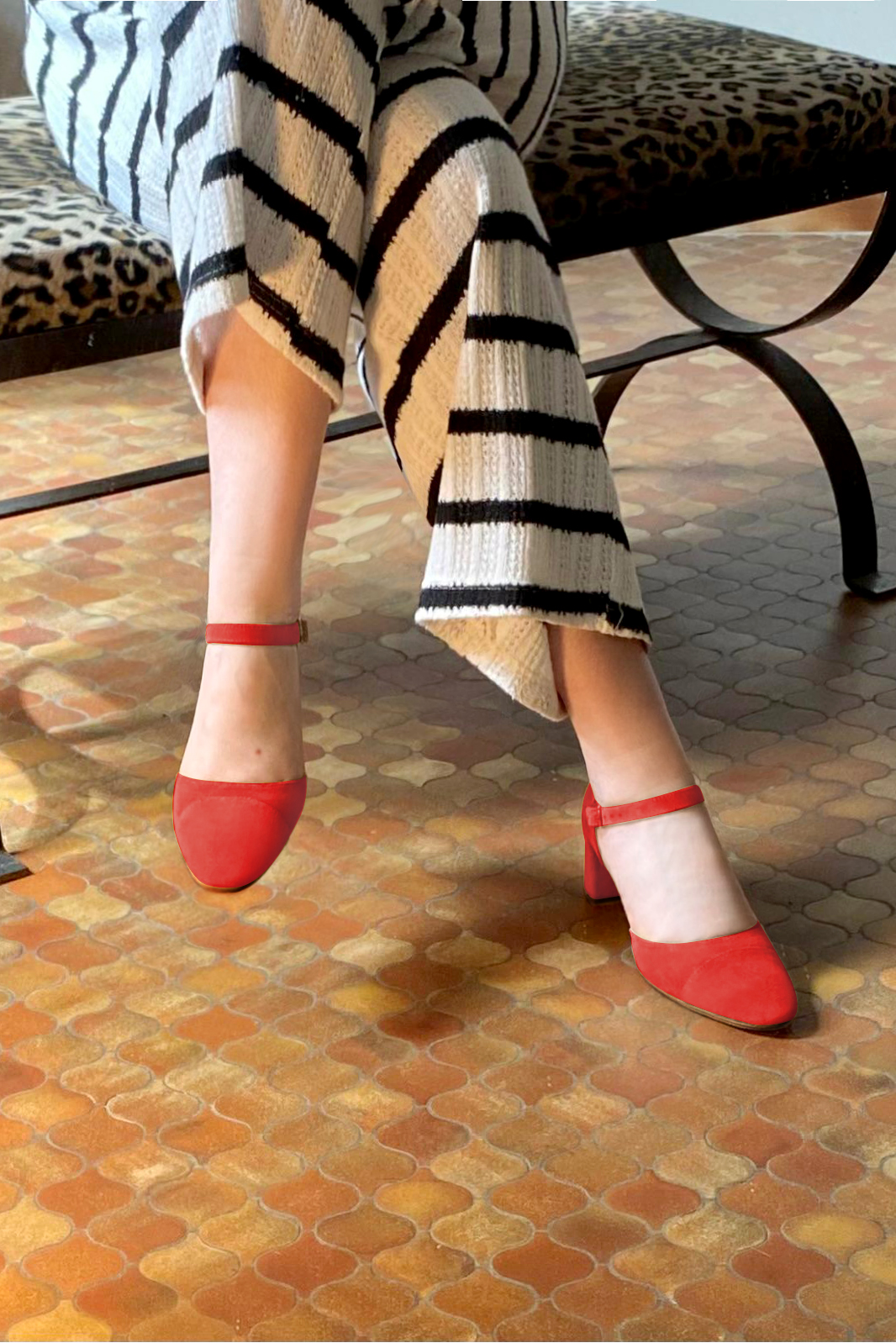 Scarlet red women's open side shoes, with an instep strap. Round toe. Medium block heels. Worn view - Florence KOOIJMAN